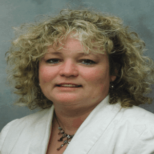 Susan J Kitching, King Salman Armed Forces Hospital